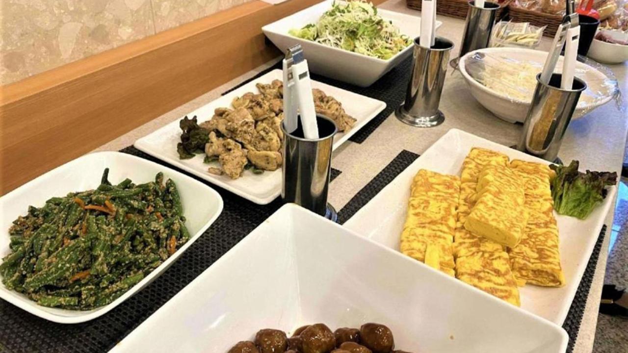 Toyoko Inn Osaka Umeda Nakatsu No.1 Dış mekan fotoğraf