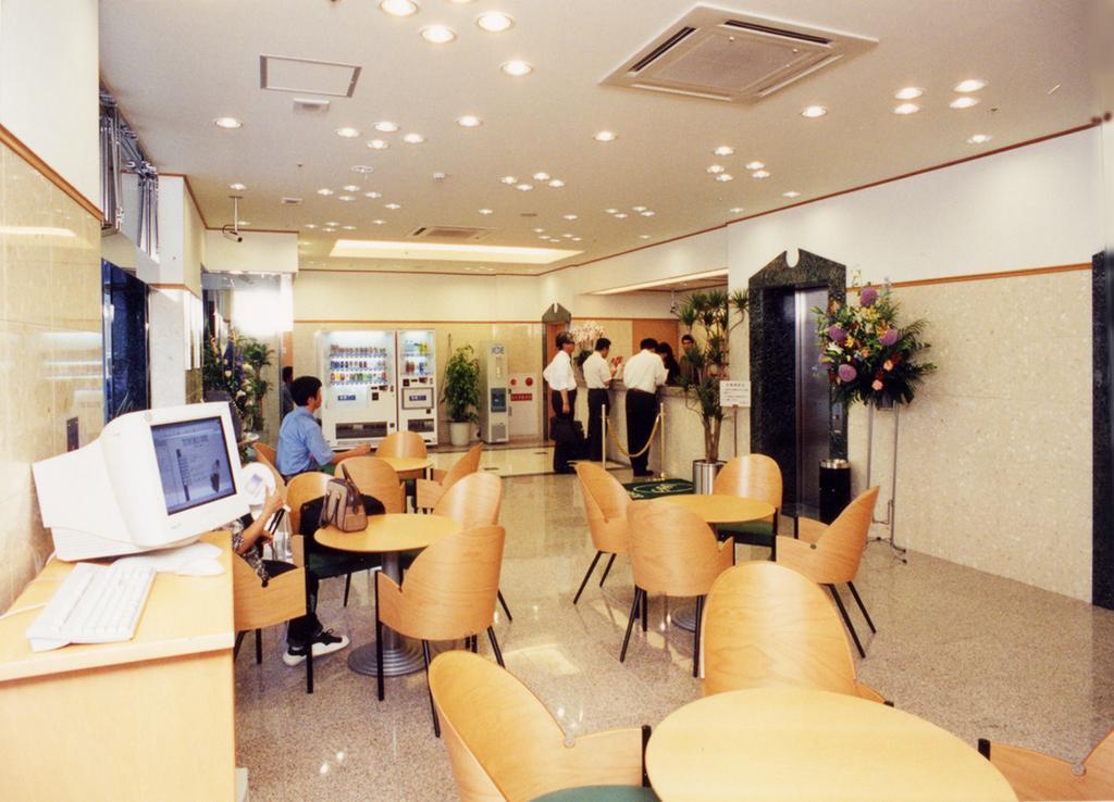 Toyoko Inn Osaka Umeda Nakatsu No.1 Dış mekan fotoğraf